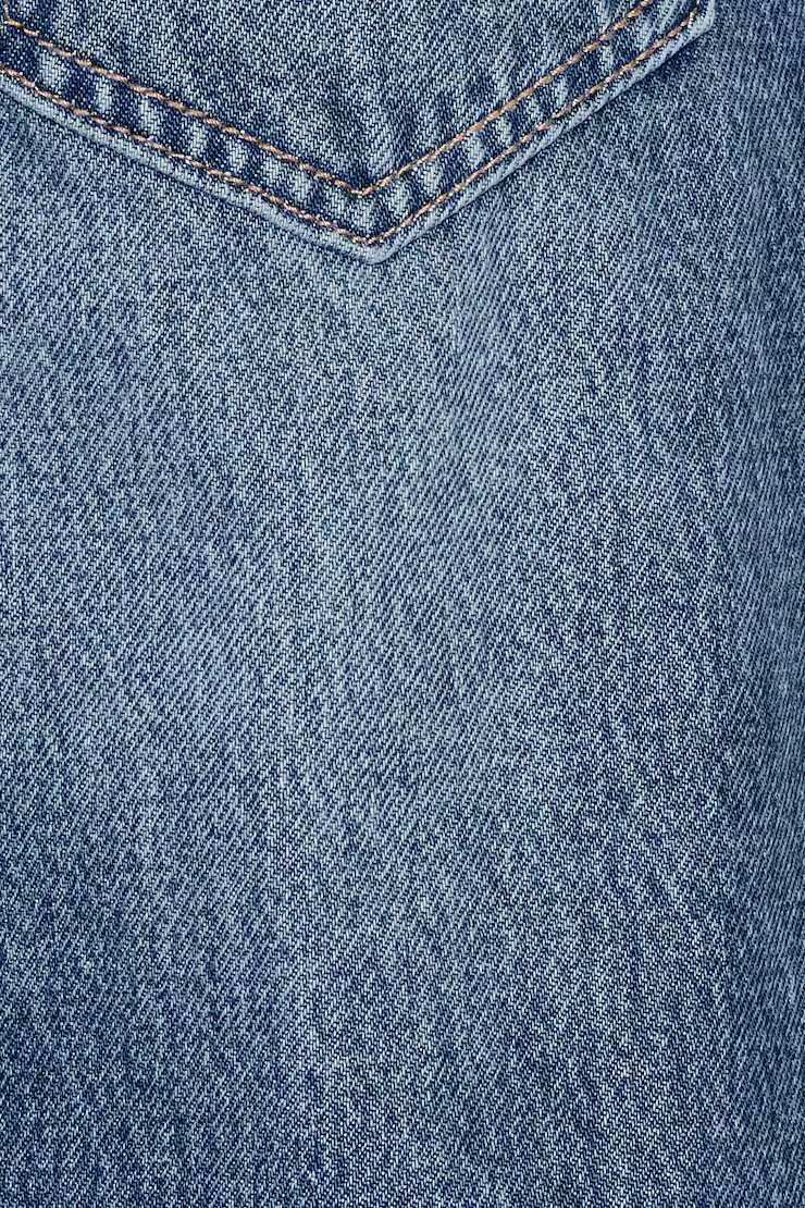 Low Rise Relaxed Jeans - Image 4