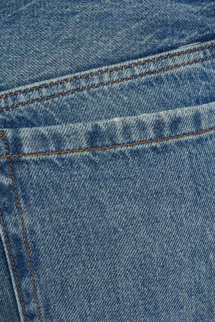 Low Rise Baggy Jeans - Image 4