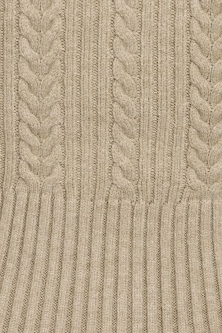Cable Knit Zippy - Image 4